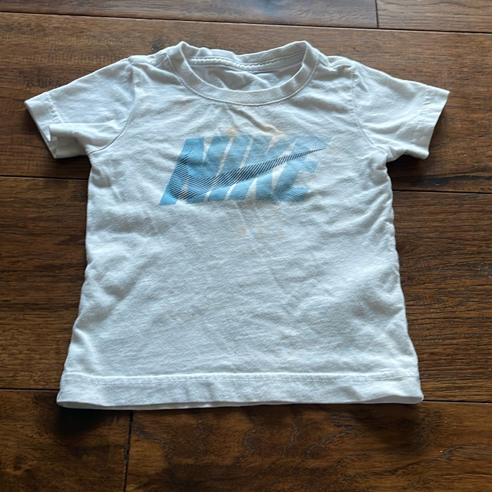 Nike T shirt size 2T